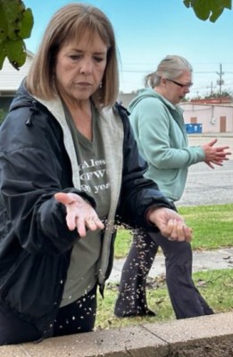 GFWC-OK McAlester Fortnightly Club Sows Wildflower Seeds